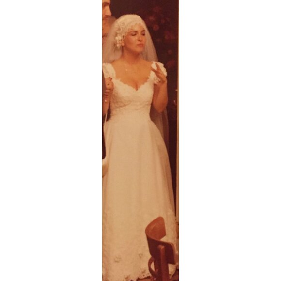 Vintage 1979 Priscila Of Boston Bridal Veil Headpiece Made Of Satin Pearl Beads main image 9